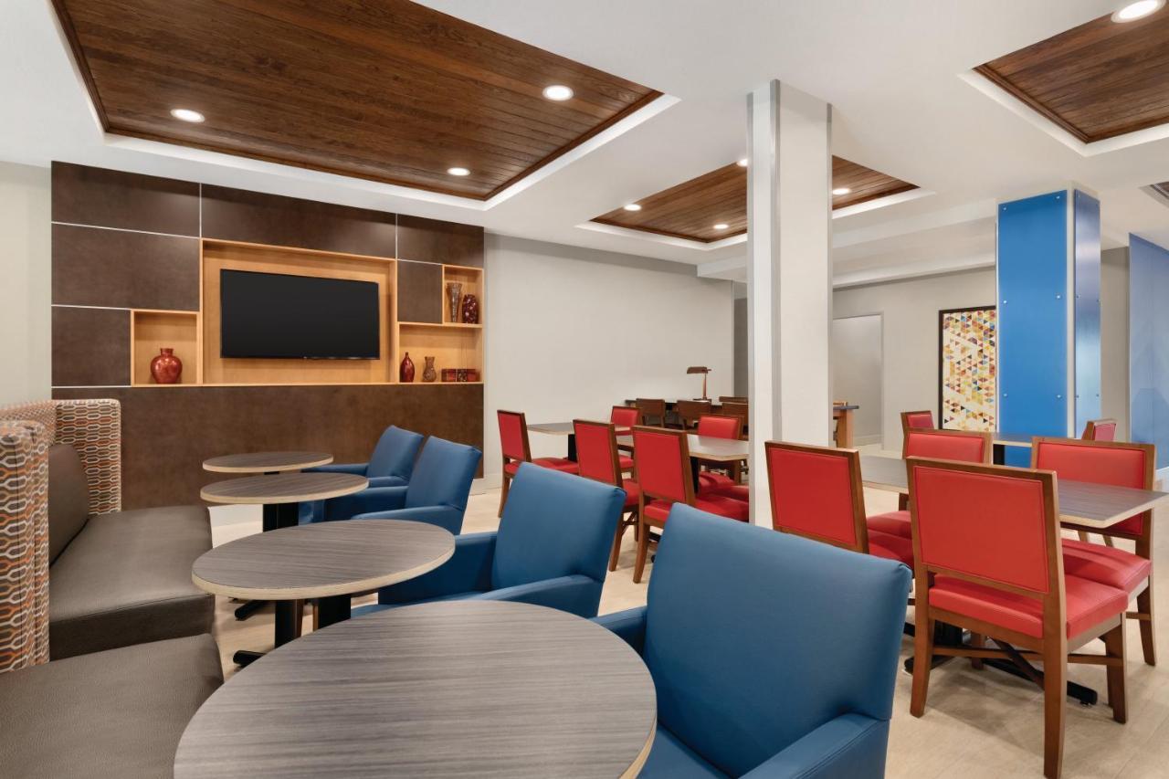 Holiday Inn Express Hotel & Suites Lavonia By Ihg Екстериор снимка