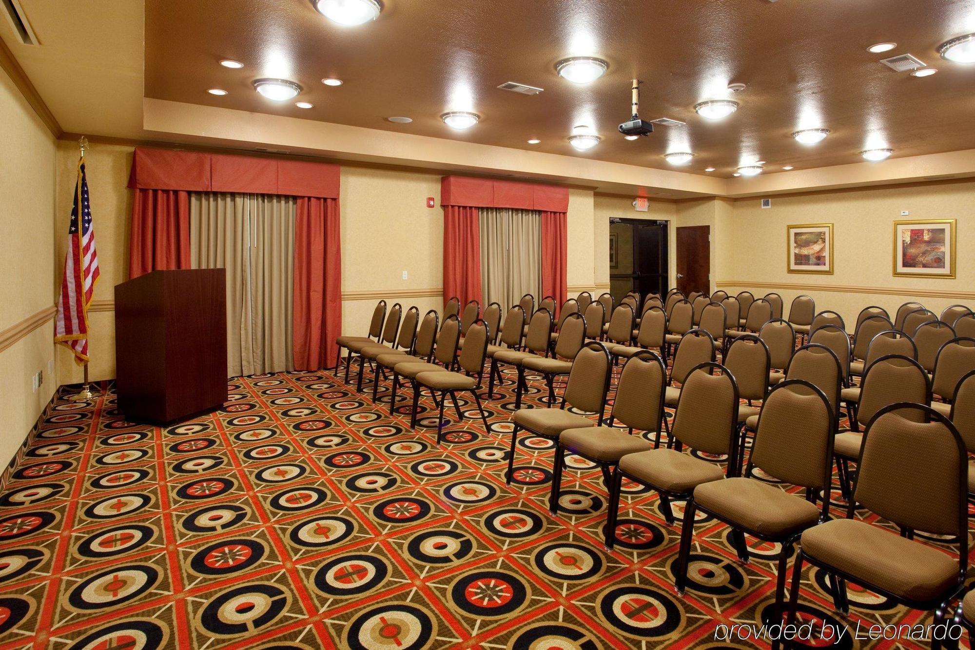 Holiday Inn Express Hotel & Suites Lavonia By Ihg Екстериор снимка